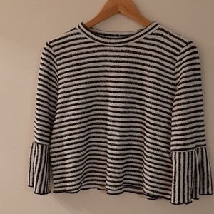 ♥️Urban romantics cropped blouse